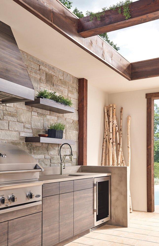 Brizo Brilliance Stainless Single Handle Pull Down Kitchen Faucet 