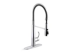 Single Handle Pull Down Kitchen Faucet in Polished Chrome