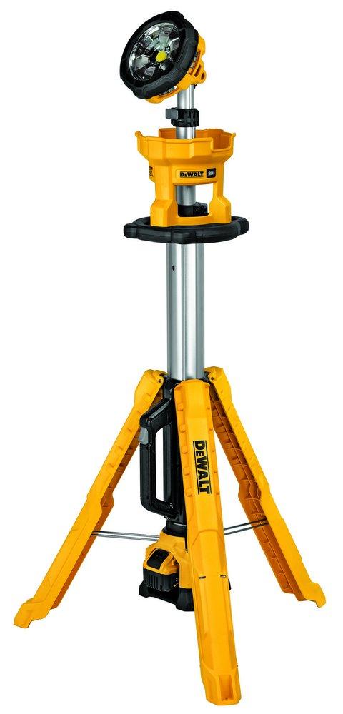 DEWALT Yellow 20V Cordless Tripod Plastic Light Kit in Yellow 