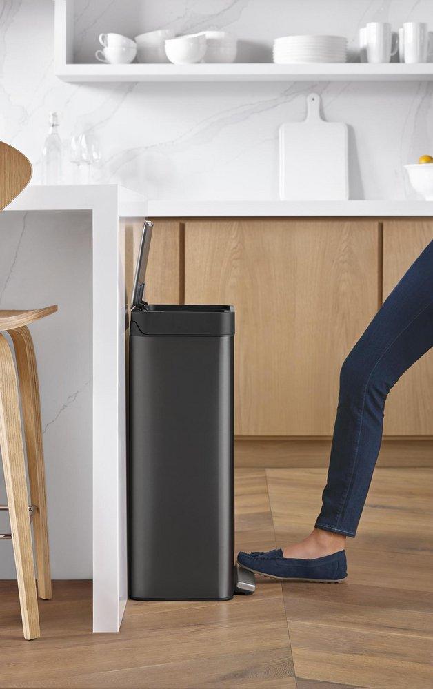 KOHLER Black Stainless Loft Step Trash Can in Black Stainless 