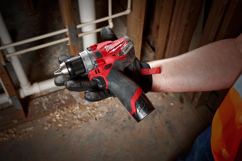 Milwaukee&reg; Black Cordless 2 Tool Kit 
