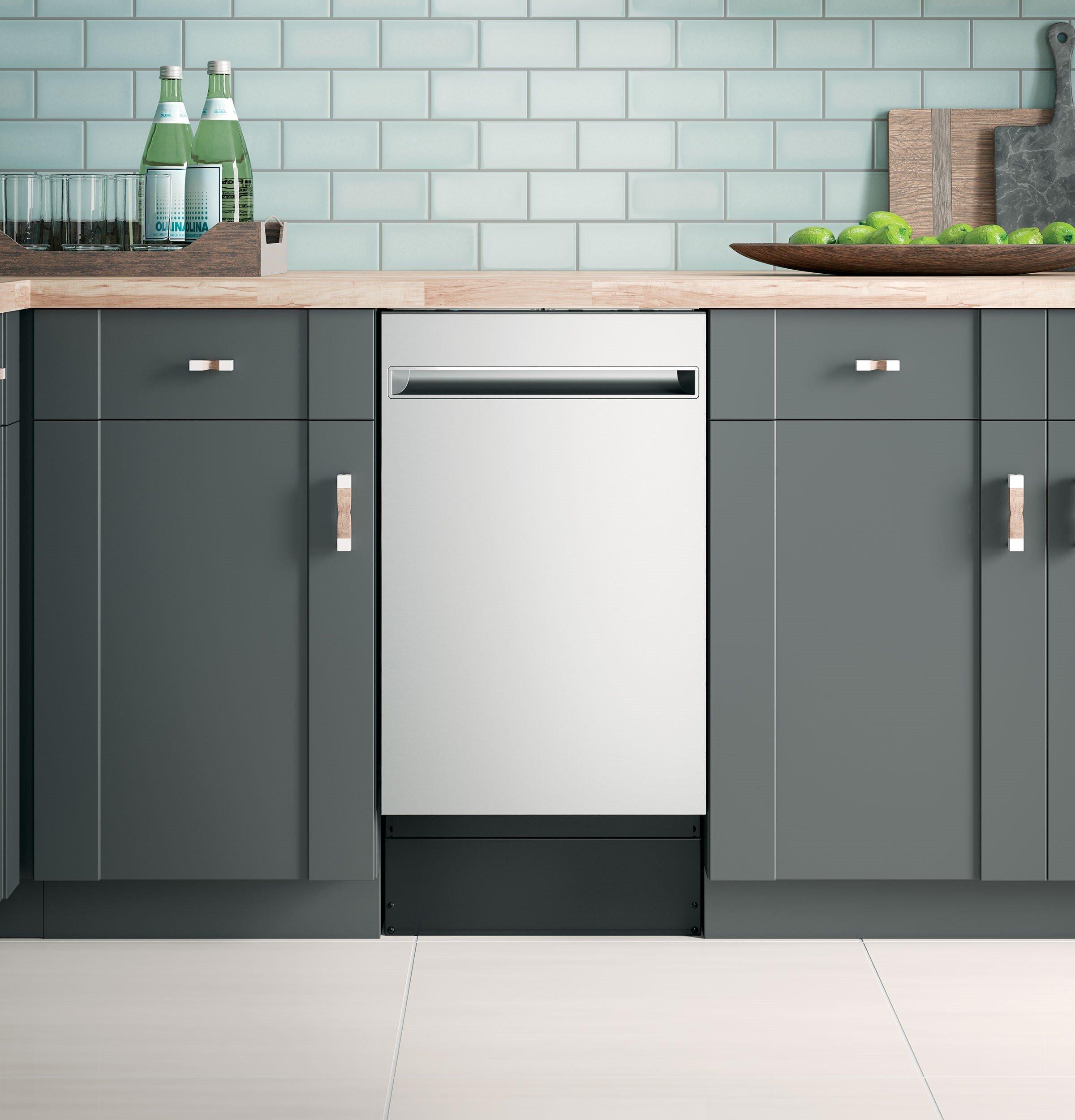 Haier Stainless Steel 18 in. 8 Place Settings Dishwasher 
