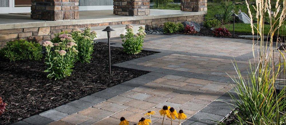 Anchor Block Company Cotswold Mist 2-3/8 x 10-5/8 x 7-1/16 in. Concrete Paver 3-Piece 