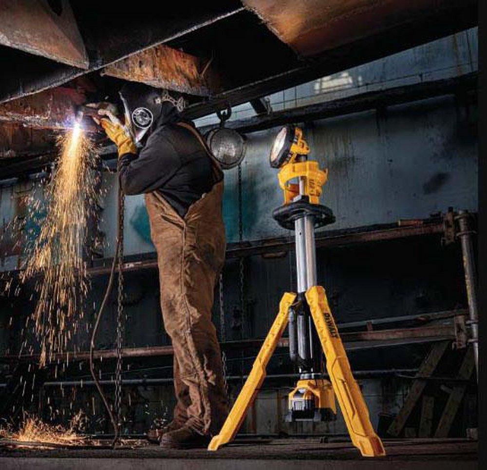 DEWALT Yellow 3000 Lumens Light Only for DCL079R1 Cordless Tripod Kit 