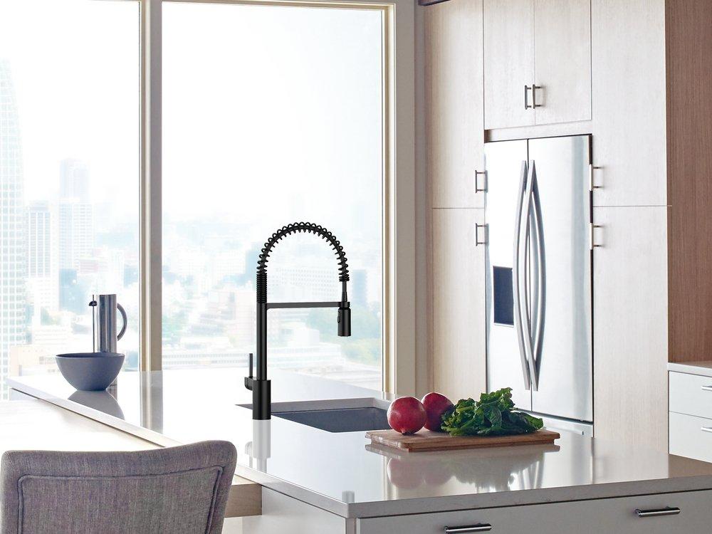 Moen Matte Black Single Handle Pull Down Pre-Rinse Kitchen Faucet with Power Clean Technology 