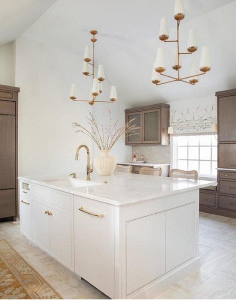 Visual Comfort & Co. Signature Aged Iron 45-1/4 x 34-1/4 in. 40W 1-Tier 8-Light Modern Chandelier 