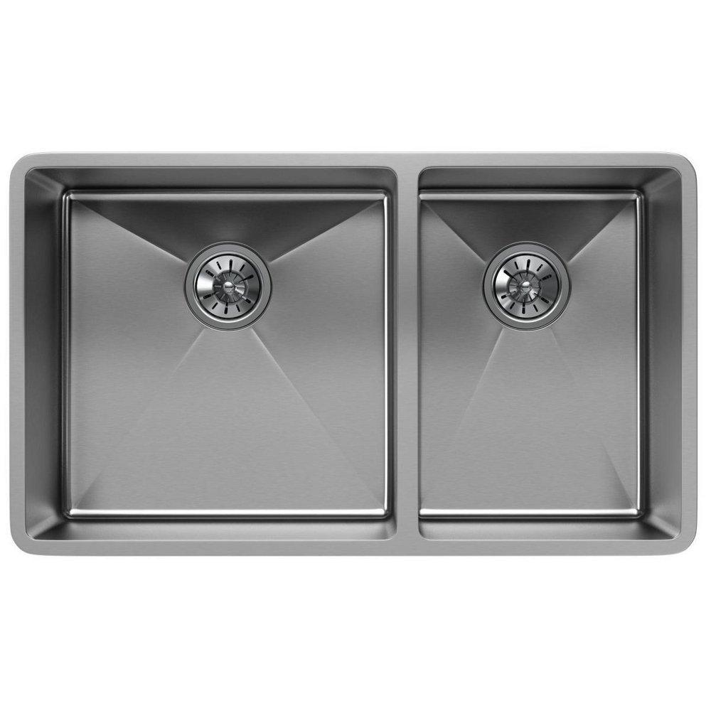 Elkay Polished Satin 31-1/2 x 18-1/2 in. No Hole Stainless Steel Double Bowl Undermount Kitchen Sink 