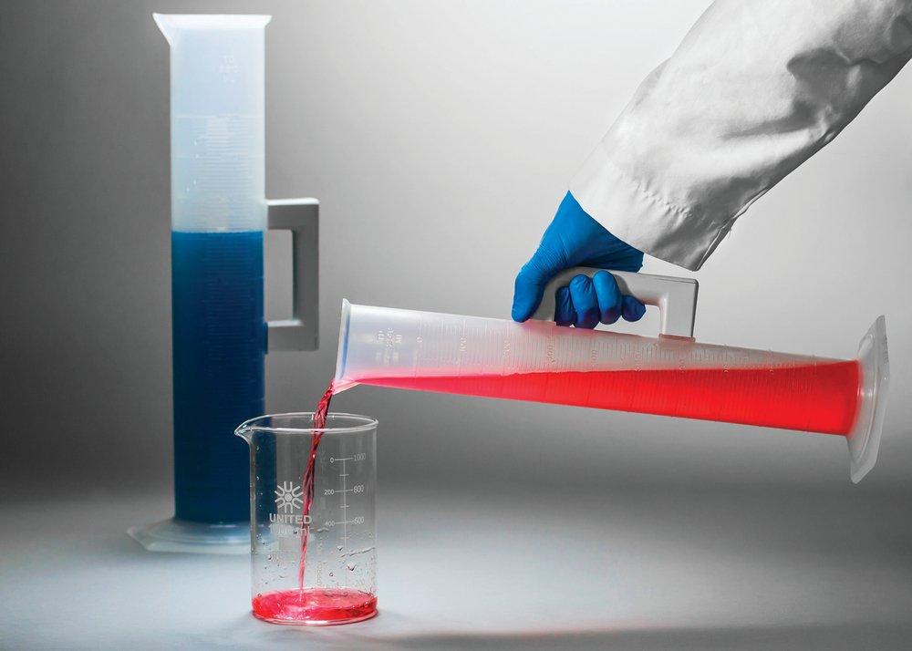 Bel-Art Products Polypropylene Graduated Cylinder with Handle 