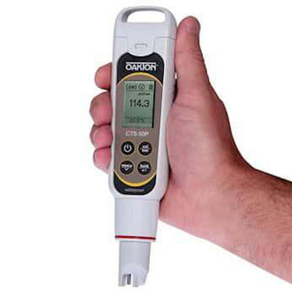 Oakton Instruments Waterproof Pocket Conductivity Tester 