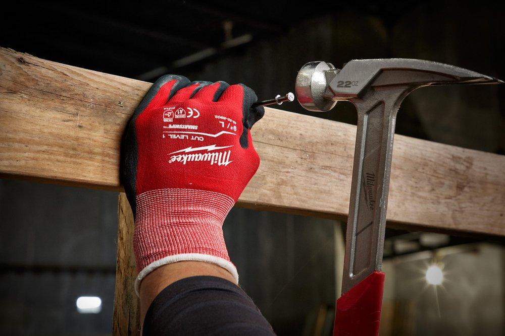 Milwaukee&reg; Red Plastic and Rubber Glove in Red and Black 