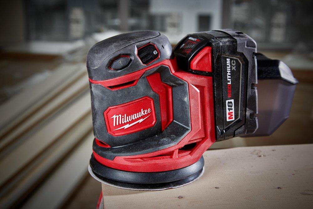Milwaukee® Red 3 in. Cordless Random Orbit Sander 