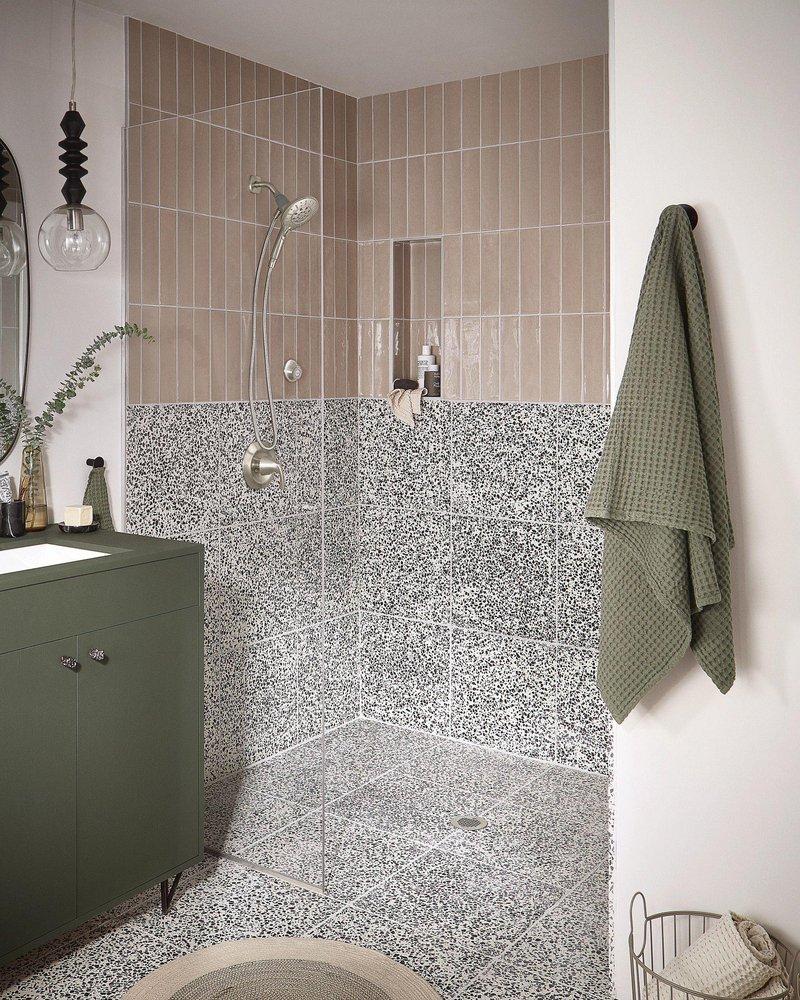 Moen Spot Resist&trade; Brushed Nickel 1.75 gpm 6-function Combination Hand Shower Faucet 