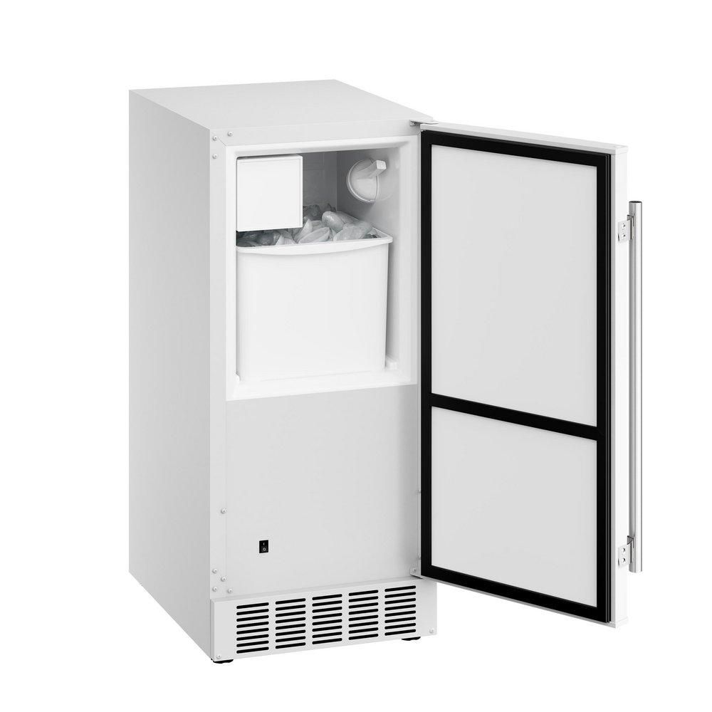 Edgestar White 33-5/16 in. 20 lb Ice Maker 