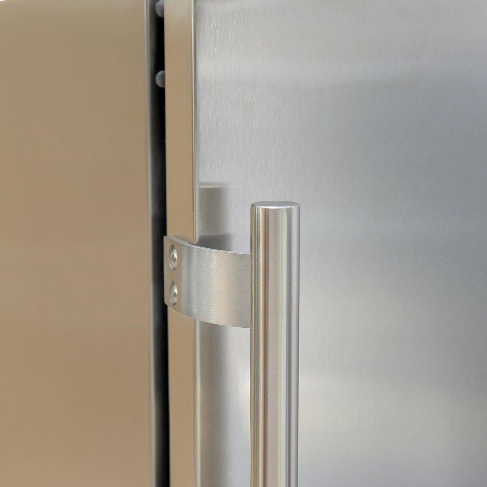 Edgestar Stainless Steel 33-5/16 in. 20 lb Ice Maker 