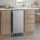 Edgestar Stainless Steel 33-5/16 in. 20 lb Ice Maker 