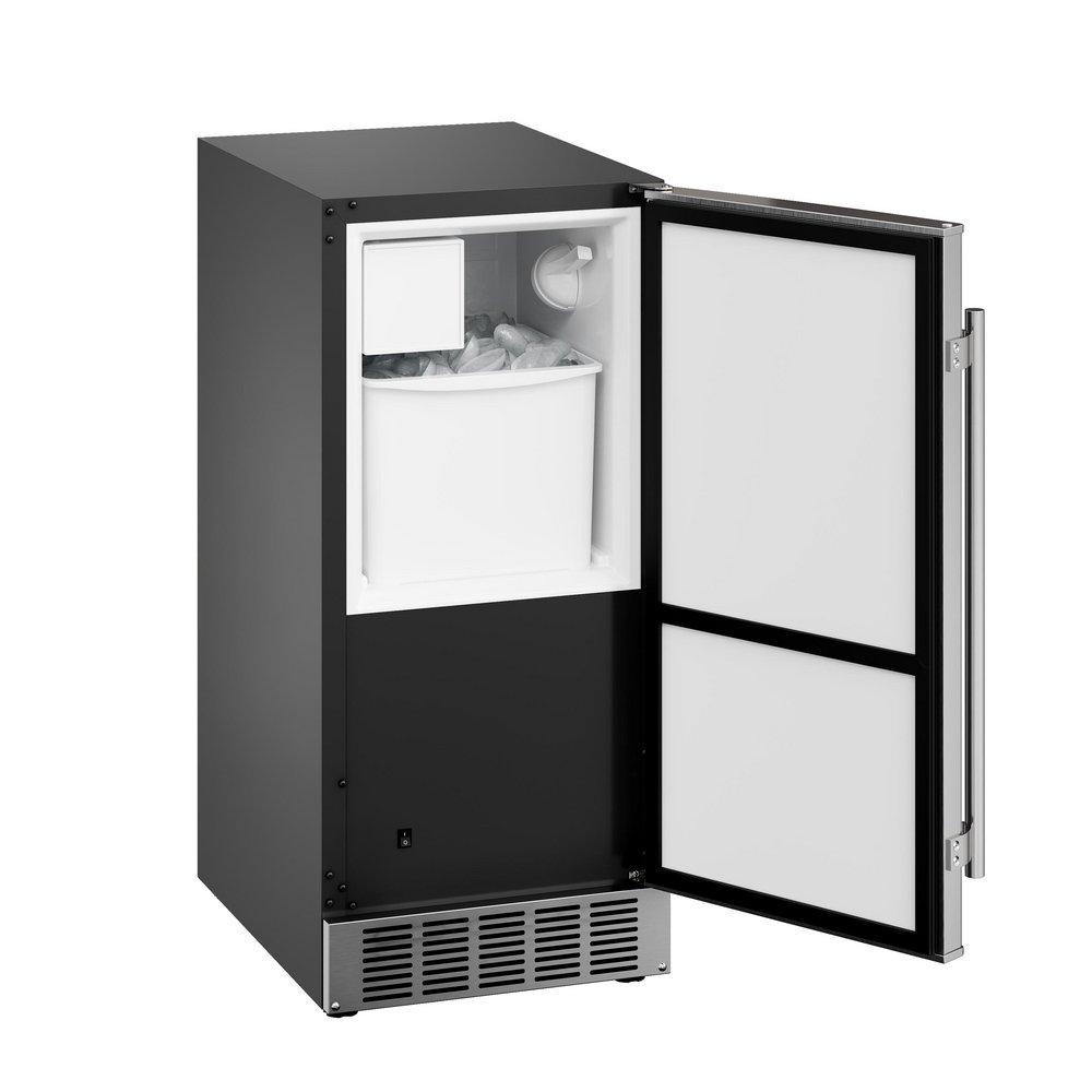 Edgestar Stainless Steel 33-5/16 in. 20 lb Ice Maker 