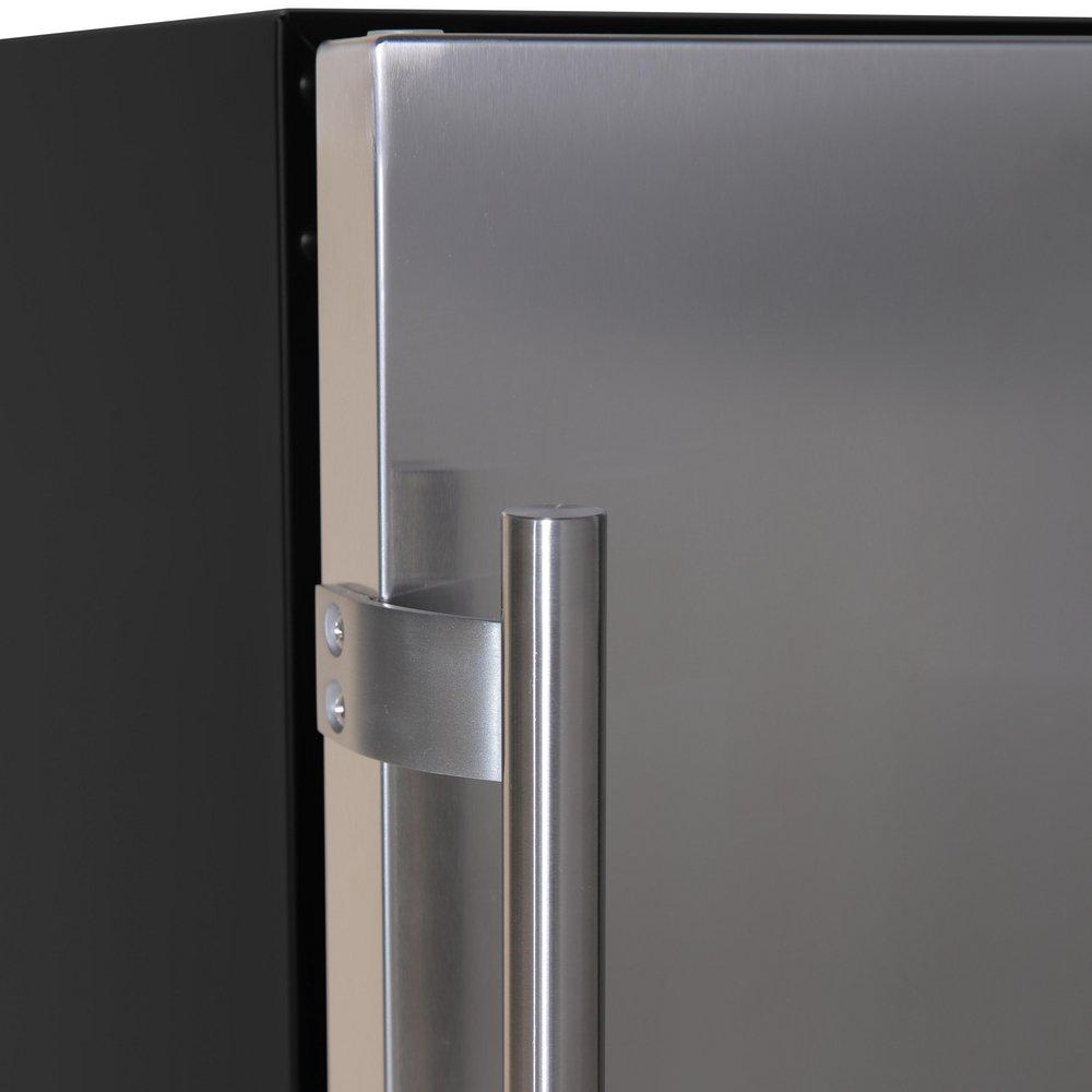 Edgestar Stainless Steel 33-5/16 in. 20 lb Ice Maker 