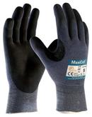 M Size Nitrile Gloves in Black and Blue (12 Pack)