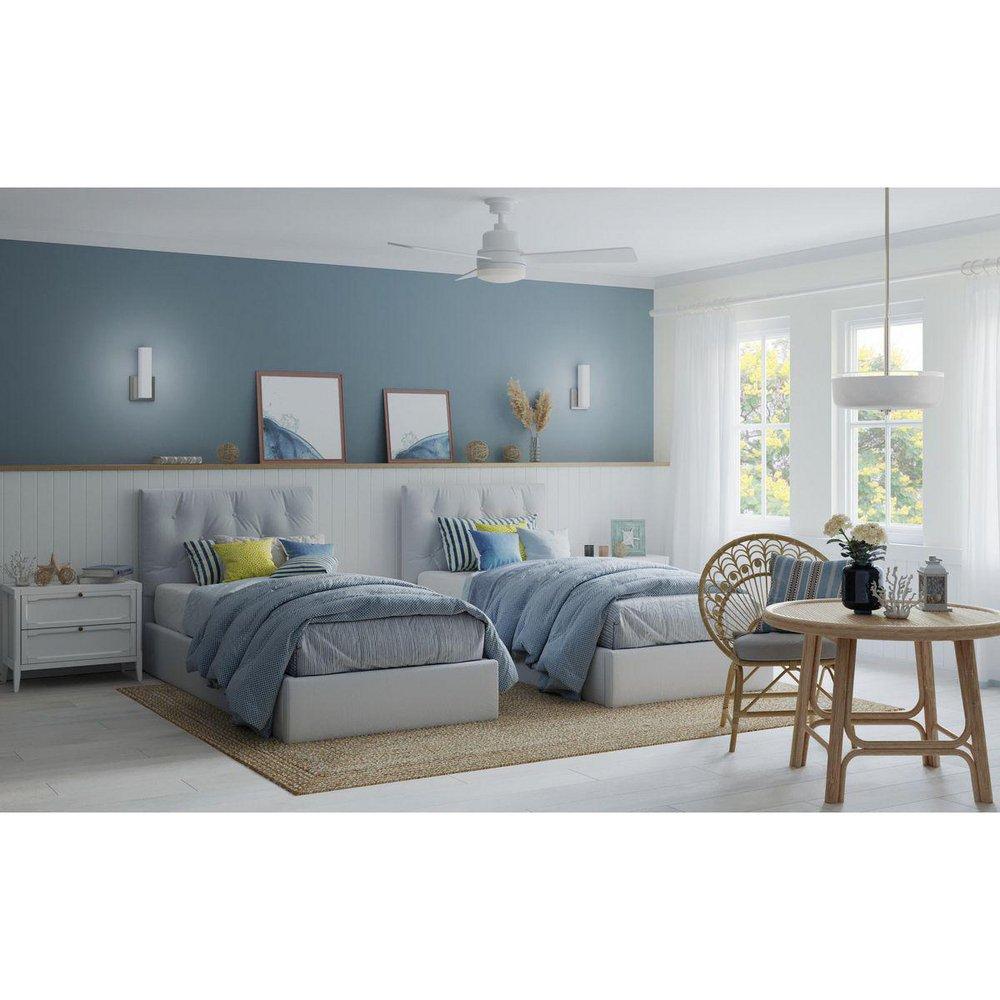 Progress Lighting White 52 in. 17W 3-blade 1-Light Ceiling Fan 