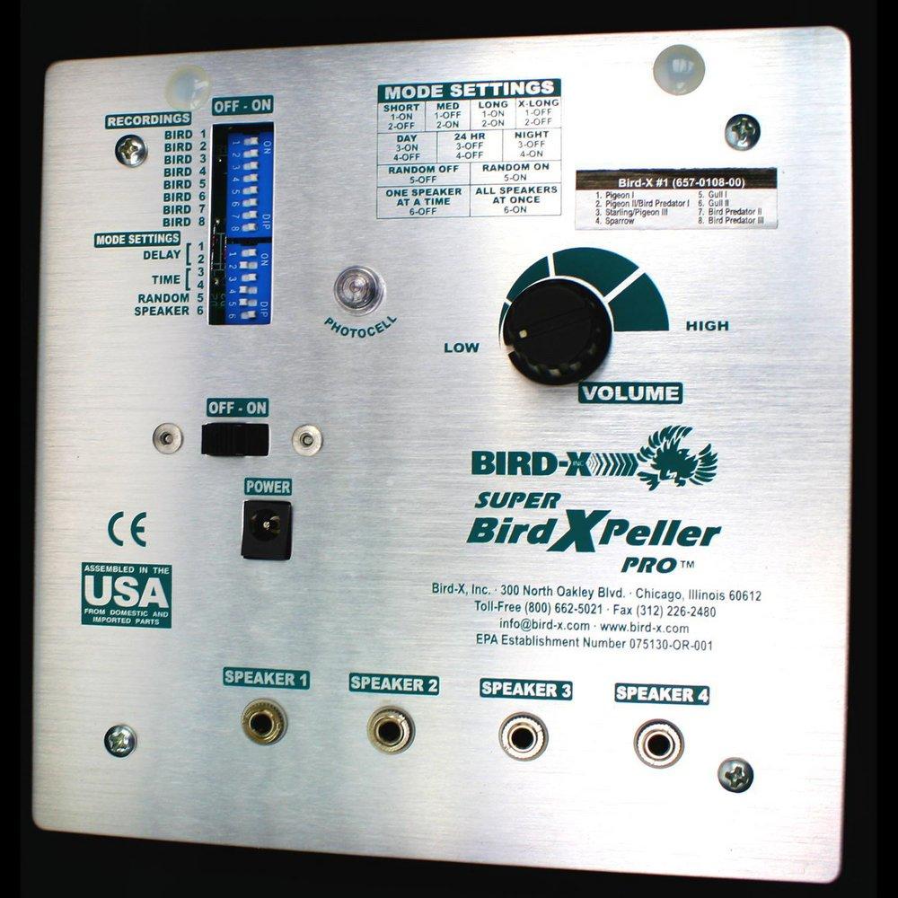 Bird-X Green Sonic Bird Repellent for Woodpecker in Green 