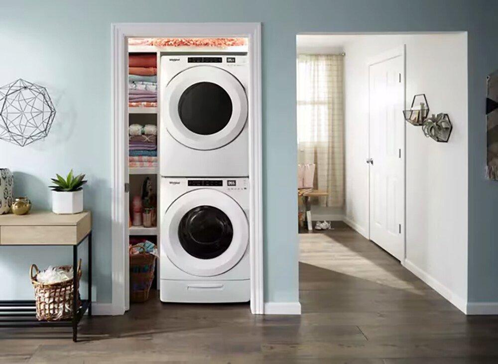 Whirlpool White 31-9/16 in. 4.3 cu. ft. Electric Front Load Washer 