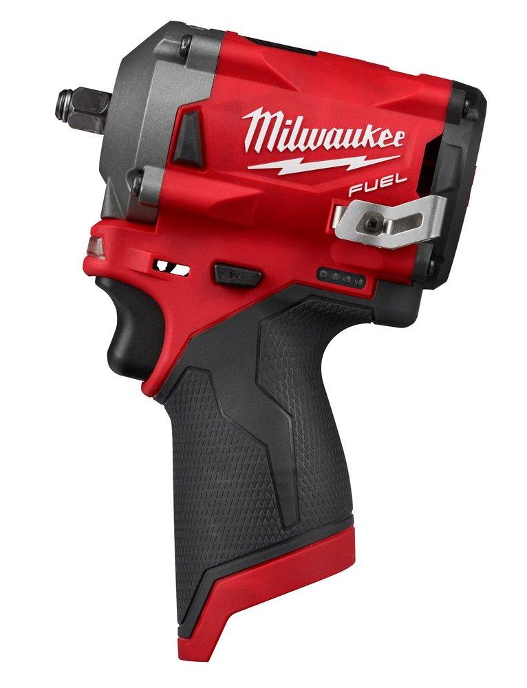 Milwaukee&reg; Red Cordless Stubby Impact Wrench Kit 