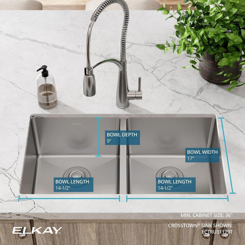 Elkay Polished Satin 31-1/2 x 18-1/2 in. No Hole Stainless Steel Double Bowl Undermount Kitchen Sink 