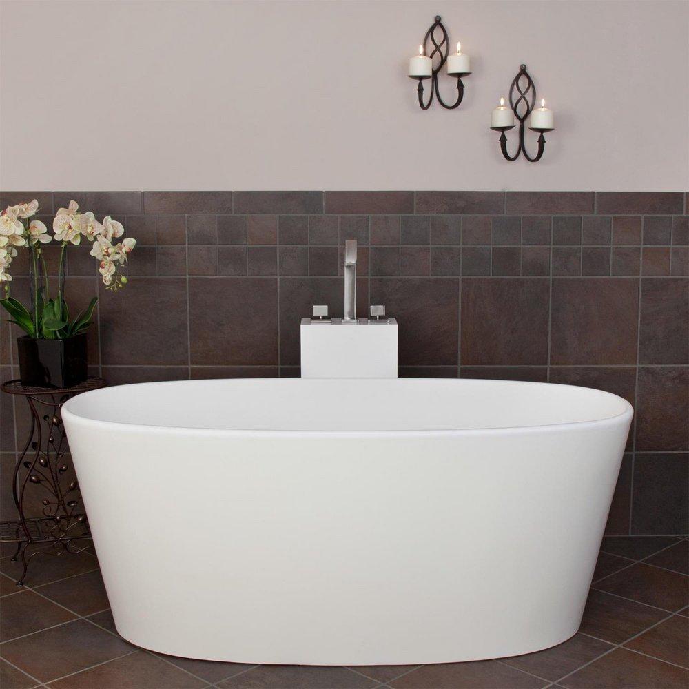 Signature Hardware Matte White 61-5/8 x 26-7/8 in. Freestanding Bathtub Center Drain 