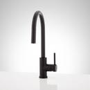 Single Handle Pull Down Kitchen Faucet with Magnetic Sprayhead in Matte Black