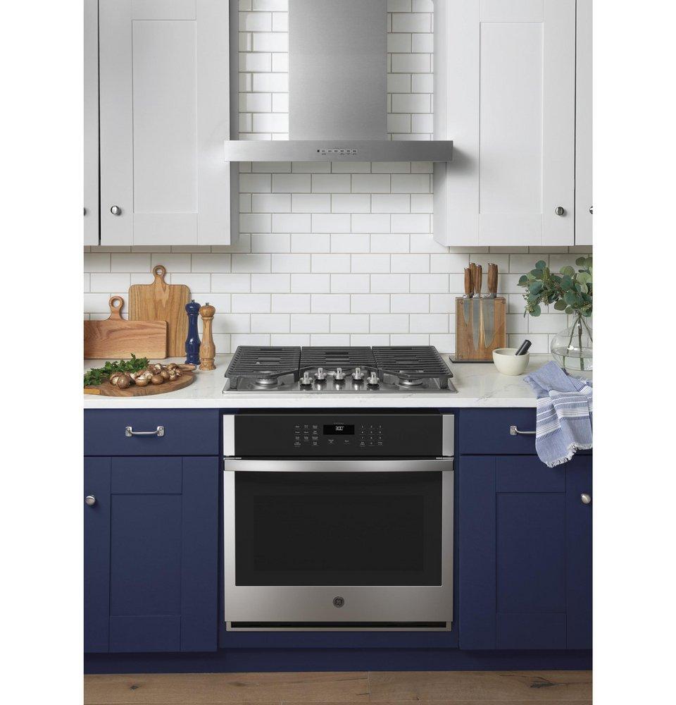 GE® Stainless Steel 29-3/4 in. 5 cu. ft. Single Oven 