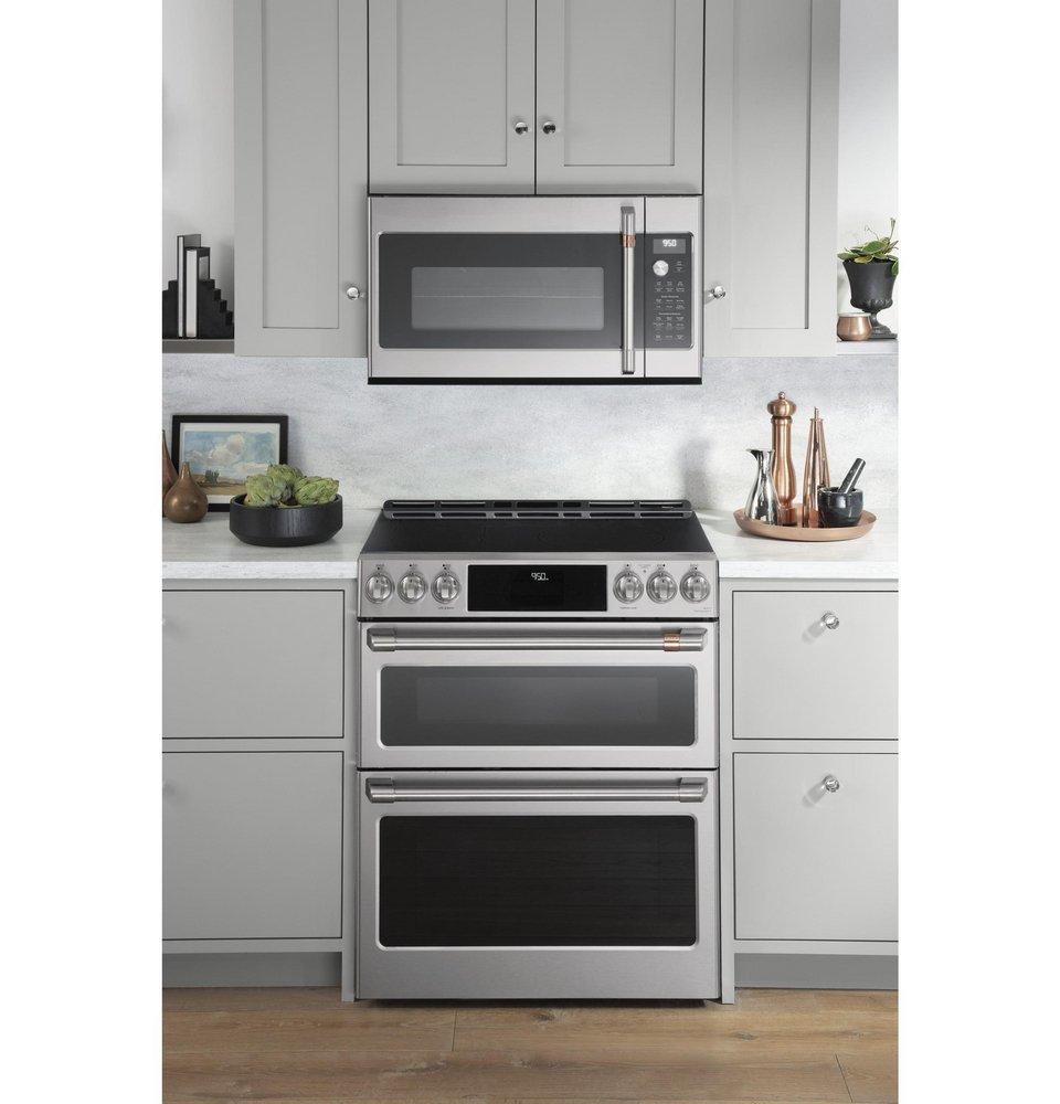Cafe™ Stainless Steel 29-7/8 in. Electric 5-Burner Induction Slide-in Range 