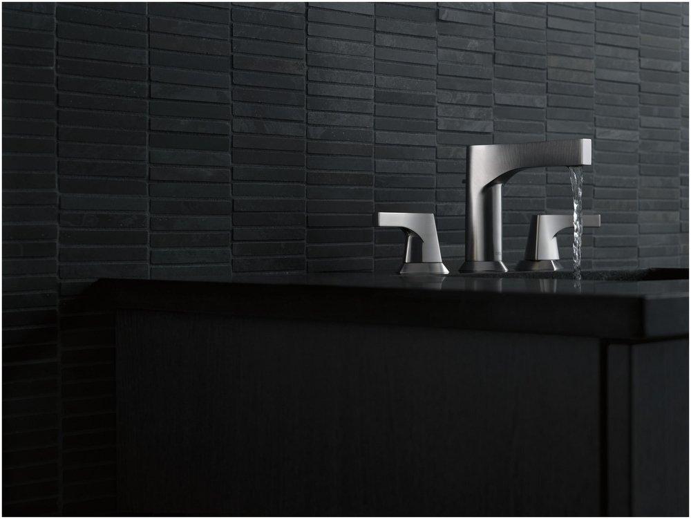 Delta Faucet Matte Black Two Handle Widespread Bathroom Sink Faucet Lever Handle 