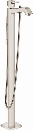 Freestanding Bathtub in Brushed Nickel