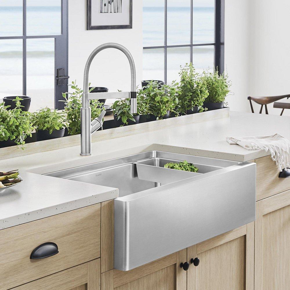 BLANCO Satin Stainless Steel 33 x 20-1/2 in. Stainless Steel Single Bowl Farmhouse Kitchen Sink 