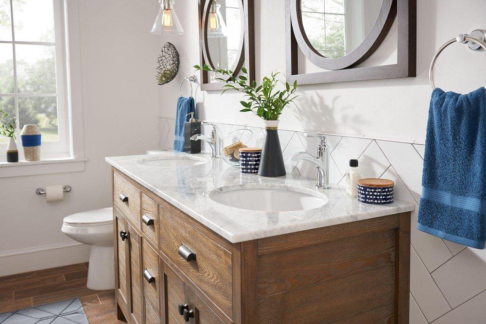 Moen Chrome Single Handle Monoblock Bathroom Sink Faucet 