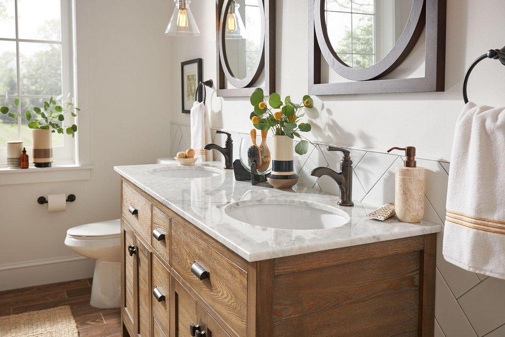 Moen Chrome Single Handle Monoblock Bathroom Sink Faucet 