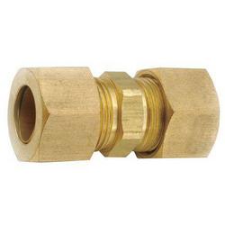 7/8 x 1/2 in. OD Tube Brass Reducing Union