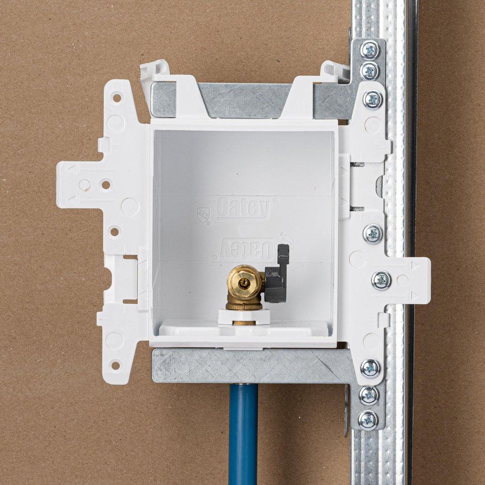 Oatey&reg; White 3-63/100 x 7-49/50 x 8-23/50 in. Ice Maker Quarter-Turn Fire Rated Supply Box 