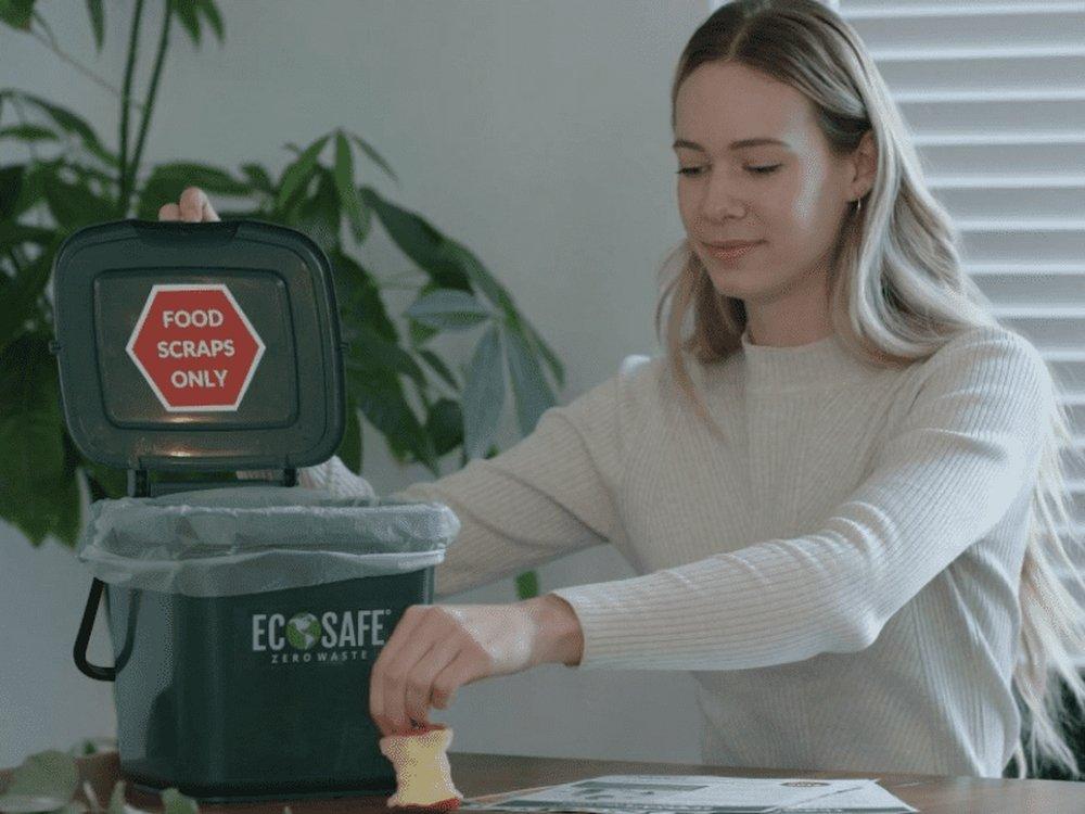 Ecosafe Zero Waste Green 16 x 17 in. x 0.6 mil Bin Liner in Green (Case of 4 Rolls) 