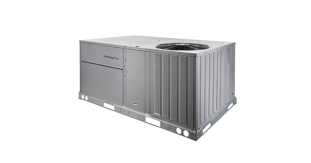 Day & Night&reg; 72 MBH 208/230V Three Phase Commercial Packaged Gas/Electric Unit 