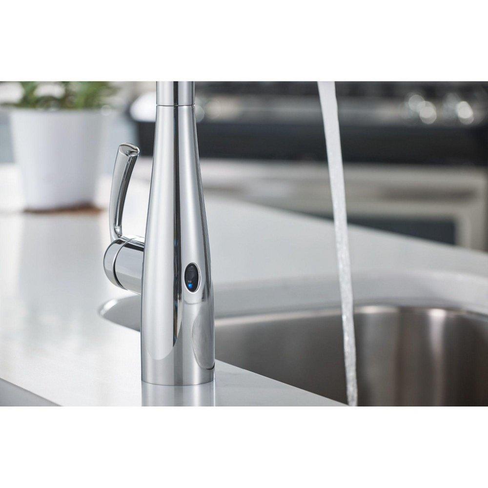 Moen Chrome Pull Down Kitchen Faucet 