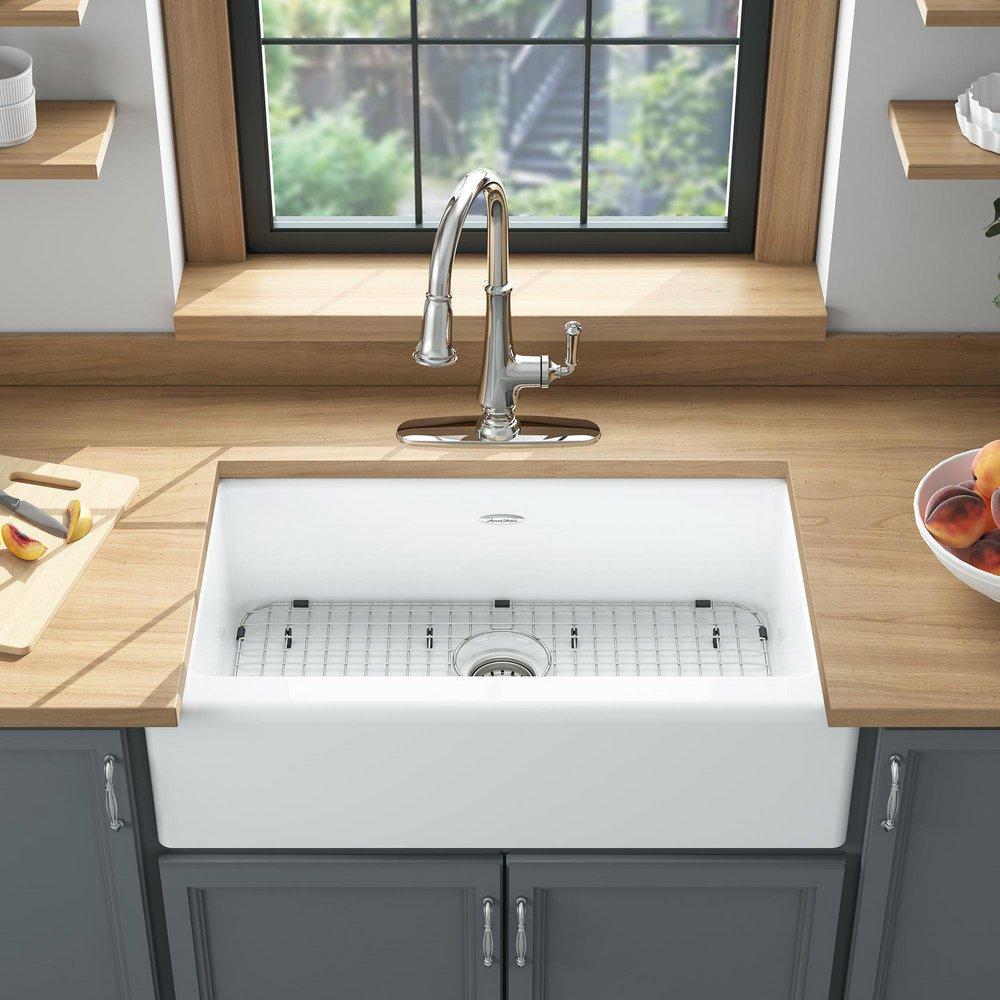 American Standard Brilliant White 33-1/16 x 22-3/16 in. Cast Iron Single Bowl Undermount Kitchen Sink in Brilliant White 