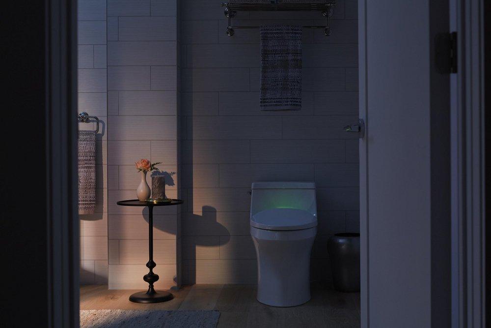 KOHLER White Round Closed Front with Cover Toilet Seat 