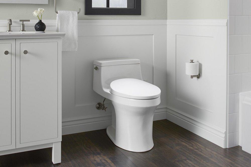 KOHLER White Round Closed Front with Cover Toilet Seat 