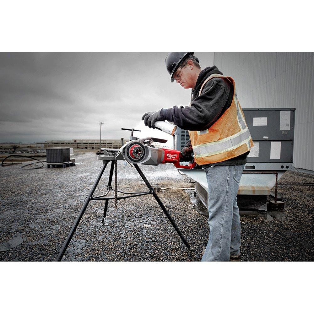Milwaukee&reg; Red Pipe Threader Kit 