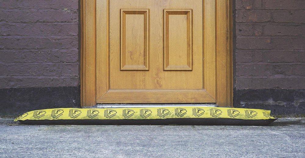 Meltblown Technologies Yellow 118-11/100 x 8-13/50 in. Flood Barrier in Yellow and Black (Case of 10) 