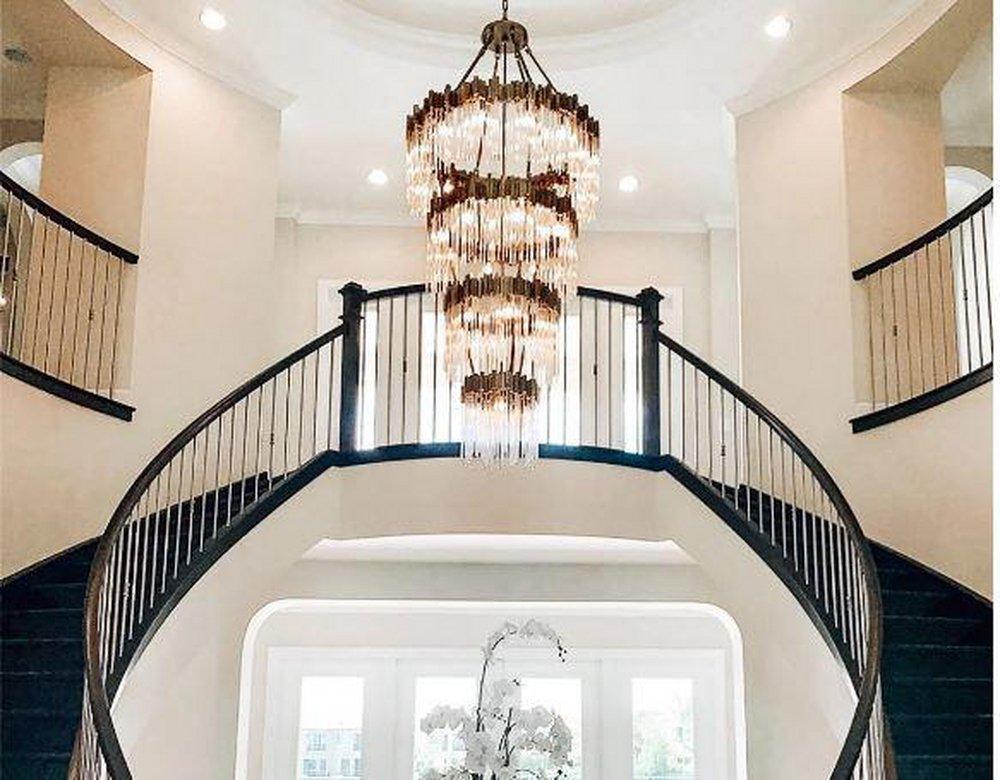 Varaluz Havana Gold 25W 30-Light Candelabra E-12 Chandelier 