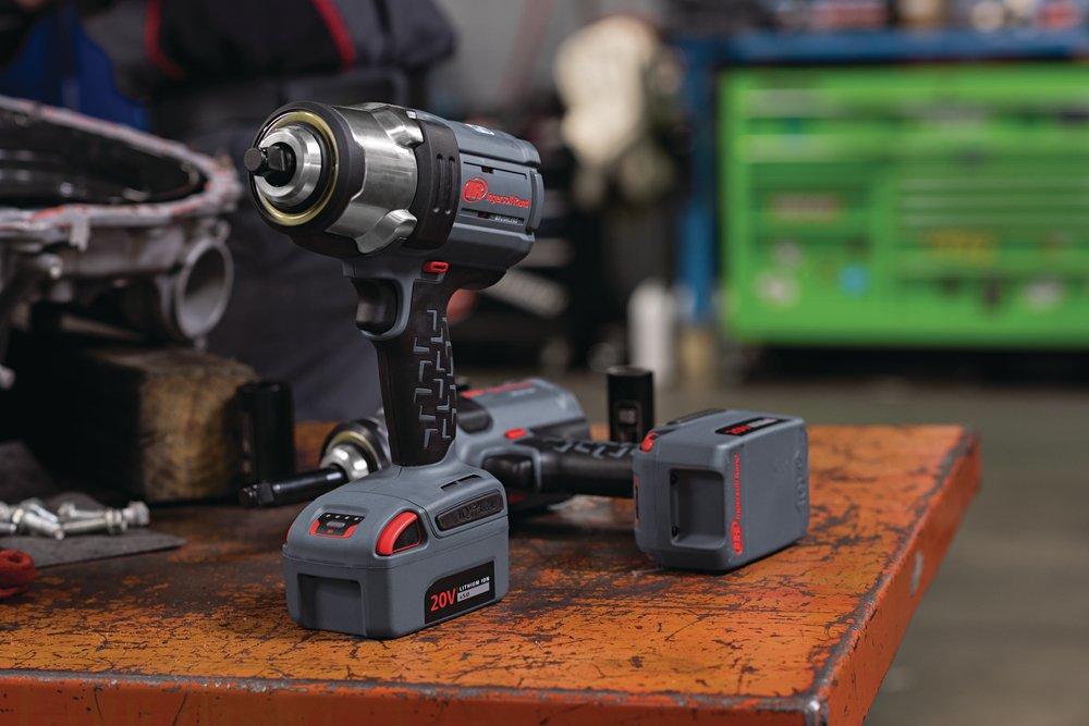 Ingersoll Rand Cordless Impact Wrench Tool Kit 