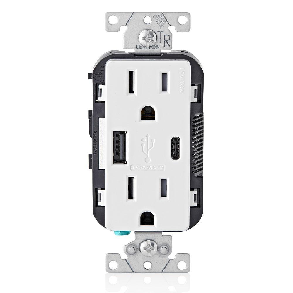 LEVITON White 125V White Receptacle 