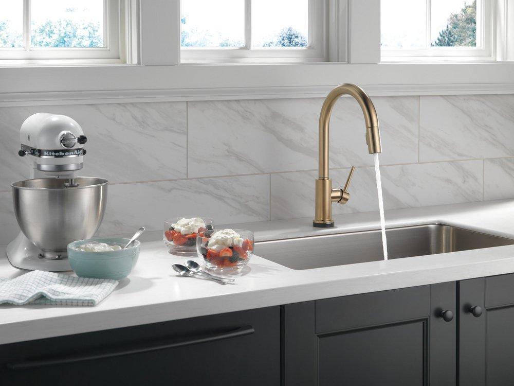 Delta Faucet Champagne Bronze Single Handle Pull Down Voice and Touch Activated Kitchen Faucet 